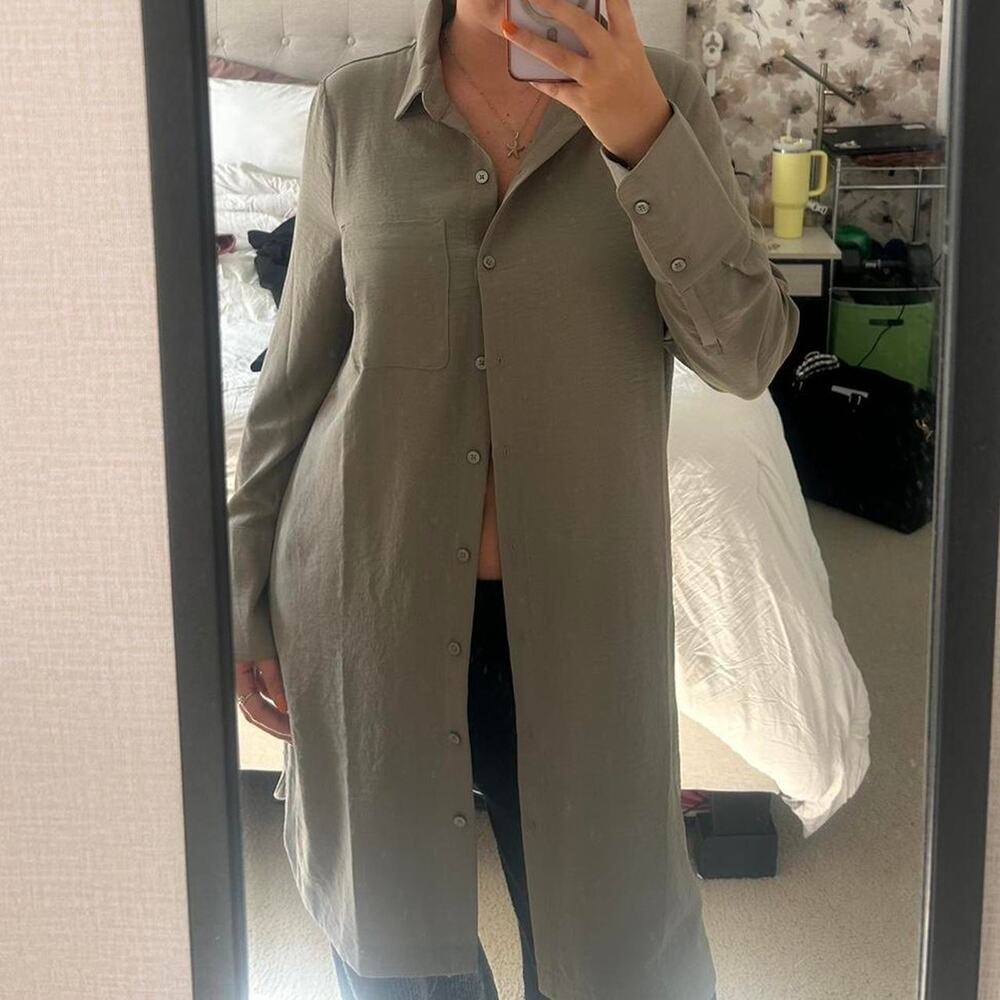 Green dkny button down shirt